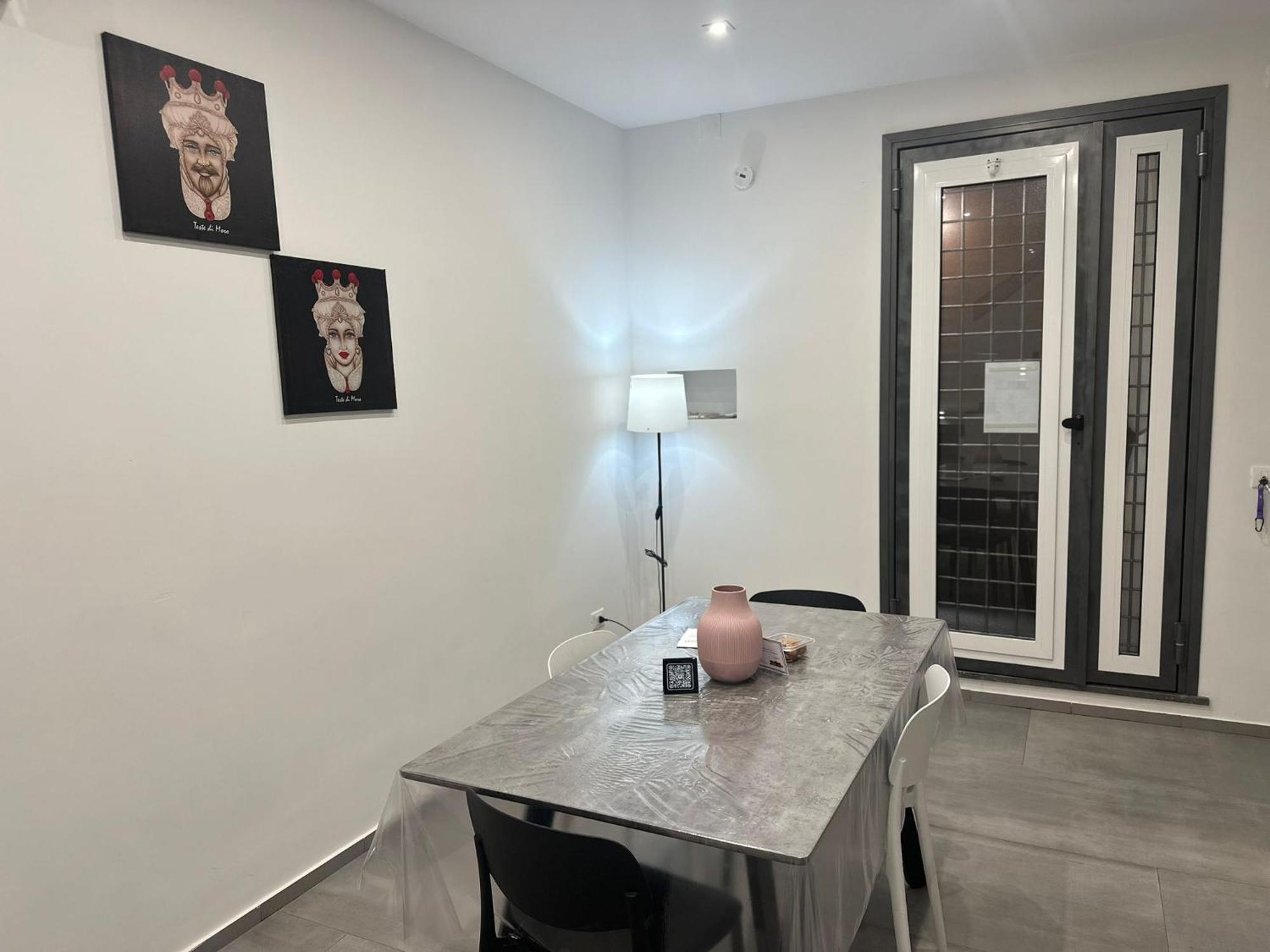 Vespro House Palermo